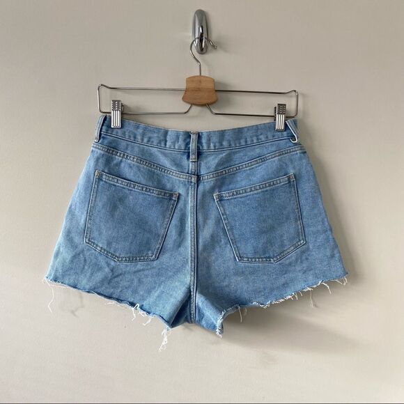 Oak & Fort-Light Wash HIGH WAISTED DENIM SHORTS (Size:28) - Picture 4 of 10